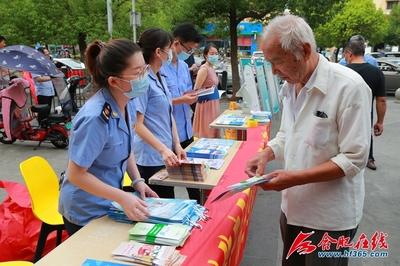 强化质量意识 共筑品质蜀山——蜀山经开区市场监管所扎实开展“质量月”主题宣传活动